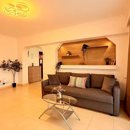 Sunlit 1br - In The Shadow Of Parliament Palace 公寓 布加勒斯特