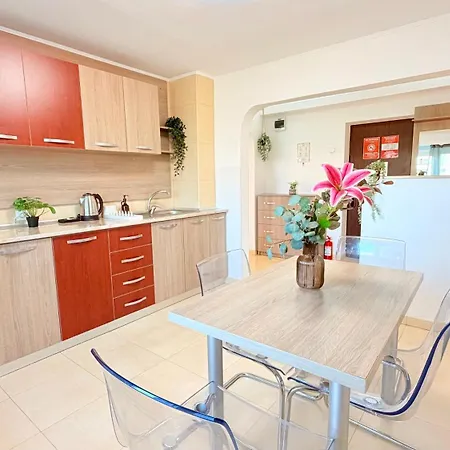 公寓 Sunlit 1br - In The Shadow Of Parliament Palace *