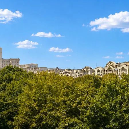 Sunlit 1br - In The Shadow Of Parliament Palace * 布加勒斯特